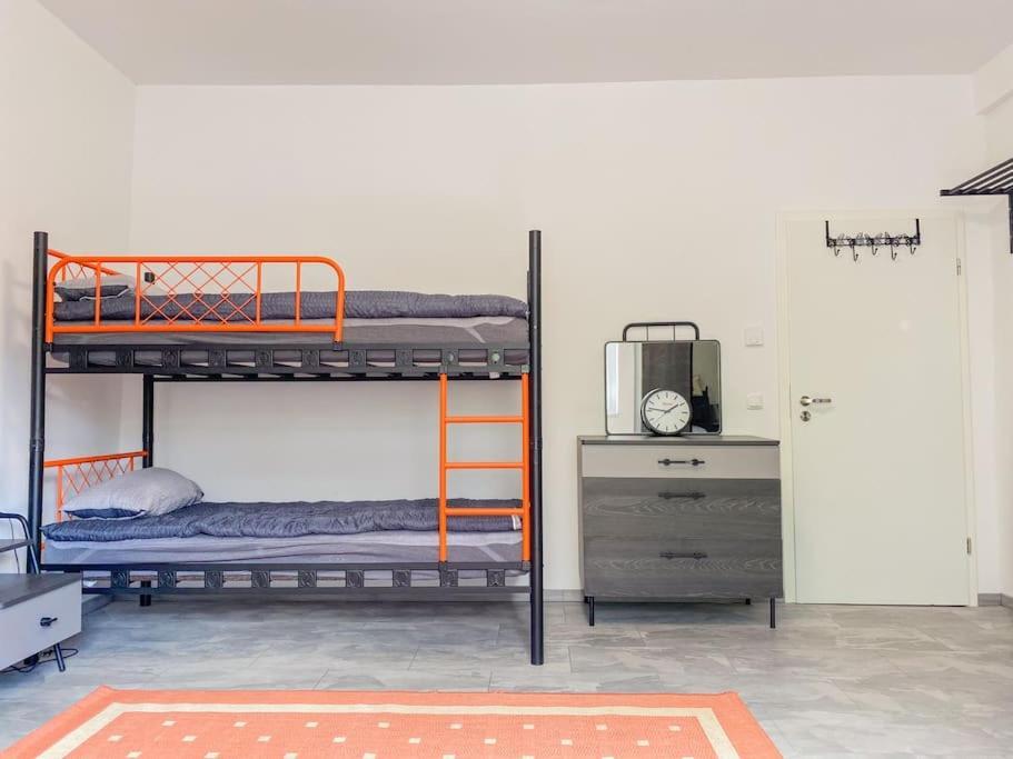 Well Equipped Apartment In Γκελσενκίρτσεν Εξωτερικό φωτογραφία