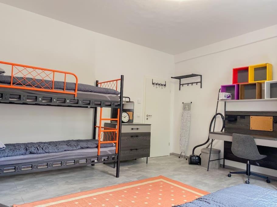 Well Equipped Apartment In Γκελσενκίρτσεν Εξωτερικό φωτογραφία